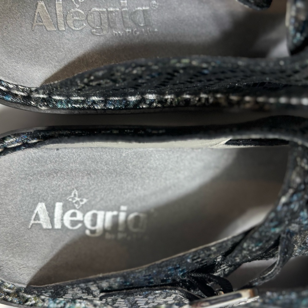 Alegria Classic Clogs Multicolor Leather Slip-On with Buckle Womens Size 9.5 - Picture 6 of 15